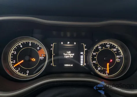 2016 Jeep Cherokee Sport из США, поврежденный, VIN 1C4PJMAB3GW296318